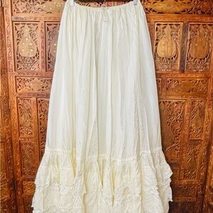 Vintage 1960’s Maxi Lace Ruffled Petticoat Slip